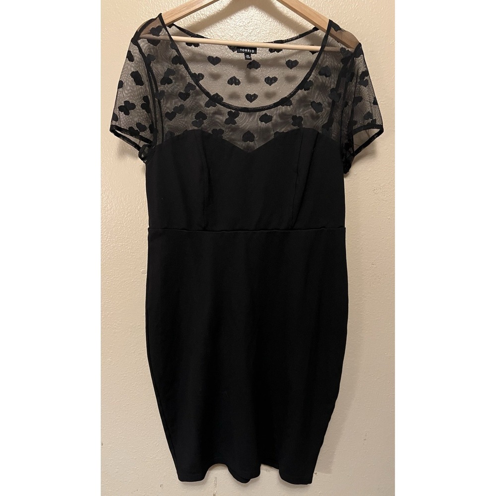 Torrid Black Sheath Bodycon Sweetheart Dress Heart Mesh Yoke Pinup Women's Sz 16